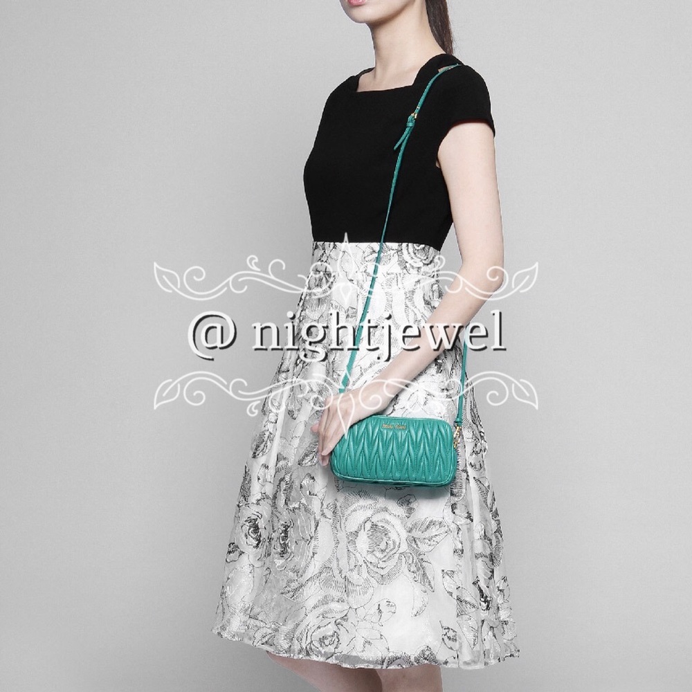 🔥SOLD🔥🎉HOST PICK GORGEOUS TURQUOISE Teal Miu Miu by Prada Matelasse Giada bag - Picture 2 of 11